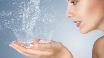 Какие виды воды используются в косметических средствах?